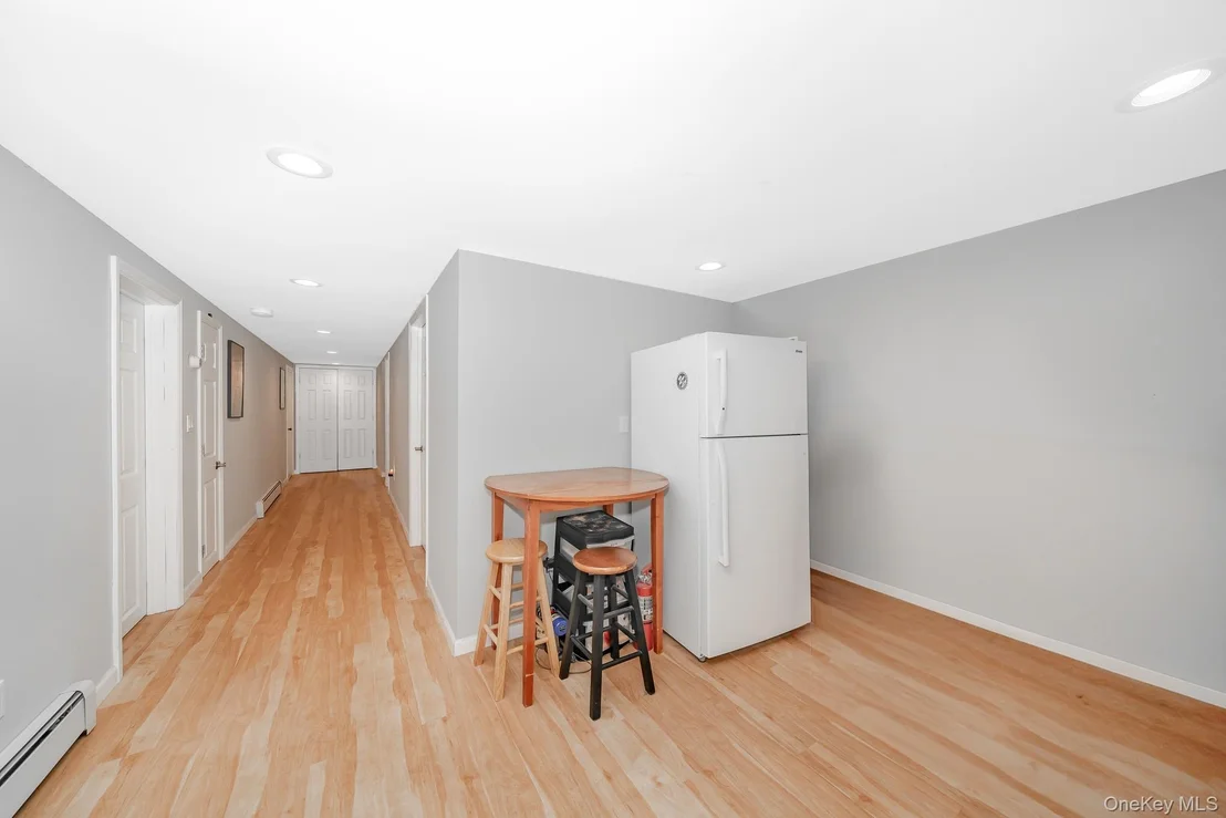 Photo of 827 Bermuda Road