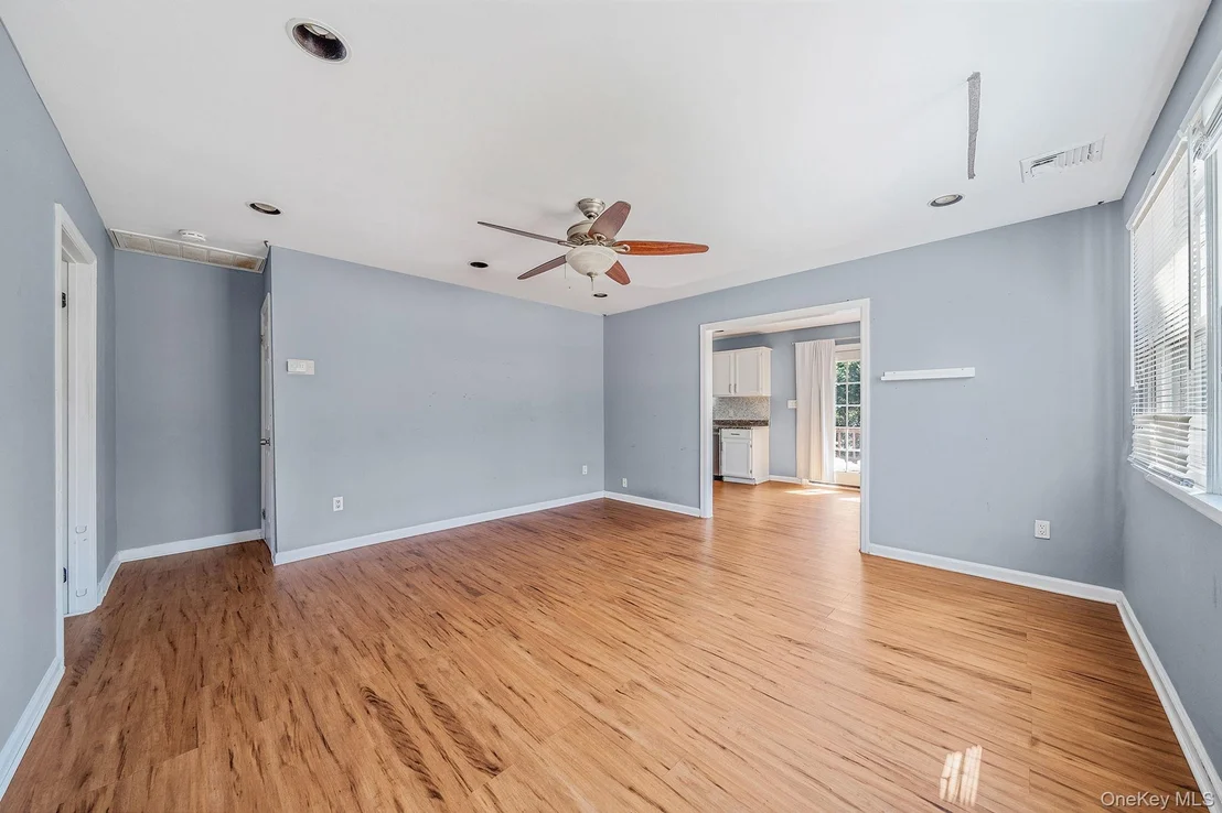 Photo of 2 Buchanan Avenue
