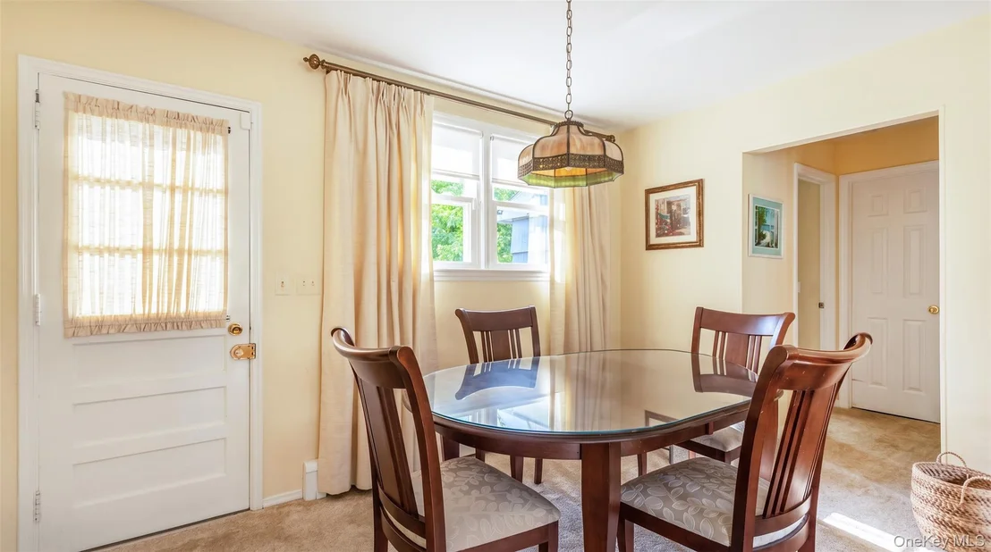 Photo of 80 Evergreen Lane