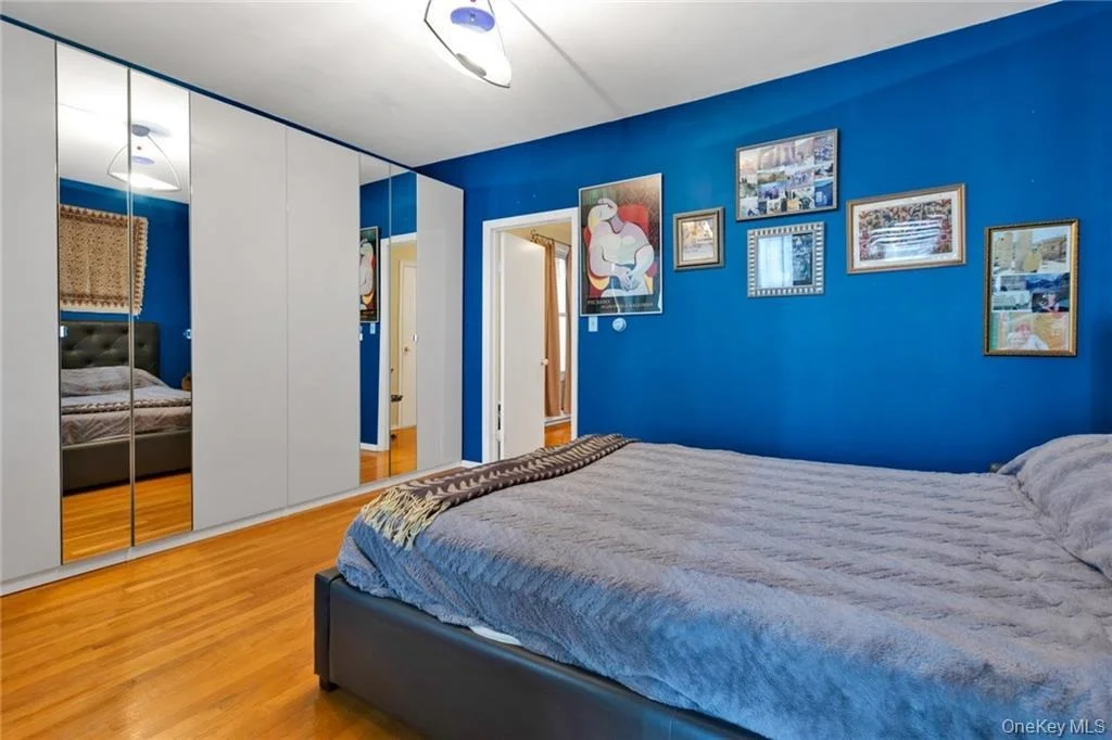 Photo of 82 W End Avenue