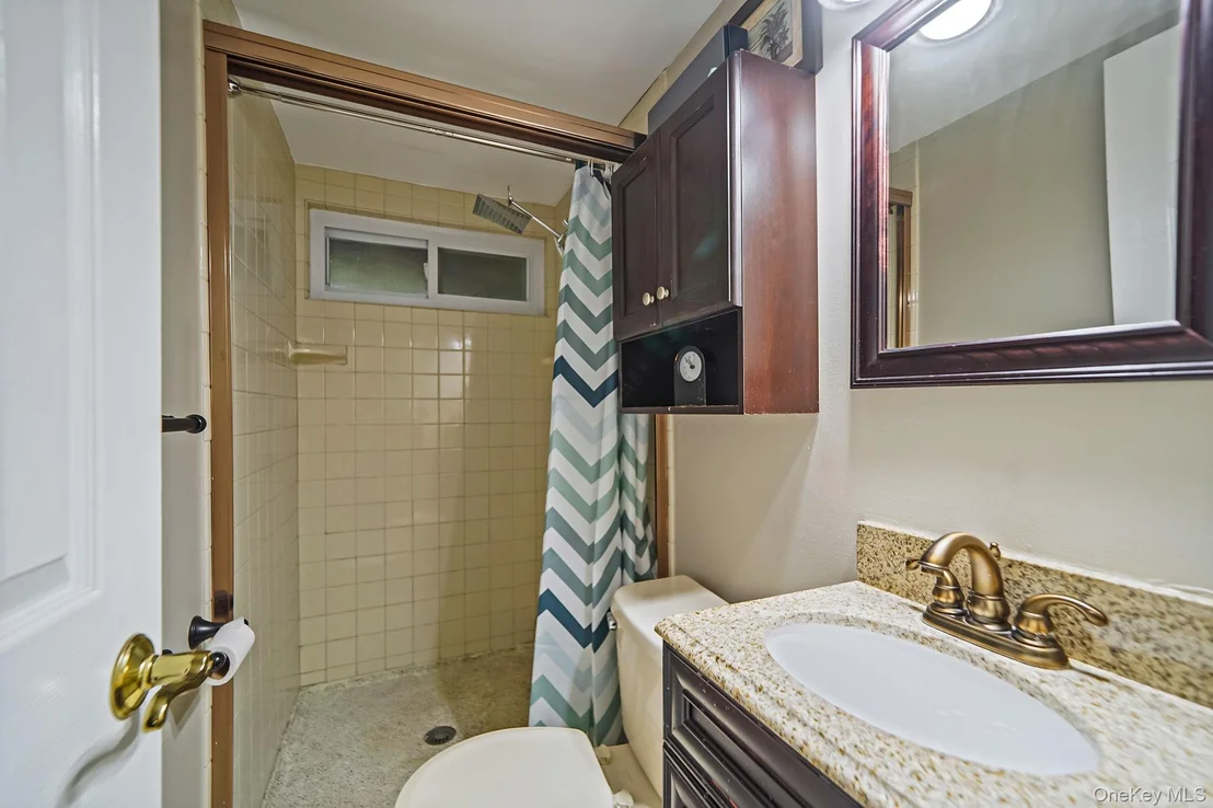 Photo of 7 Deepdale Drive