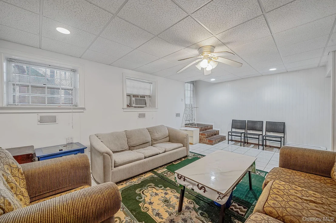 Photo of 23 Colonial Drive