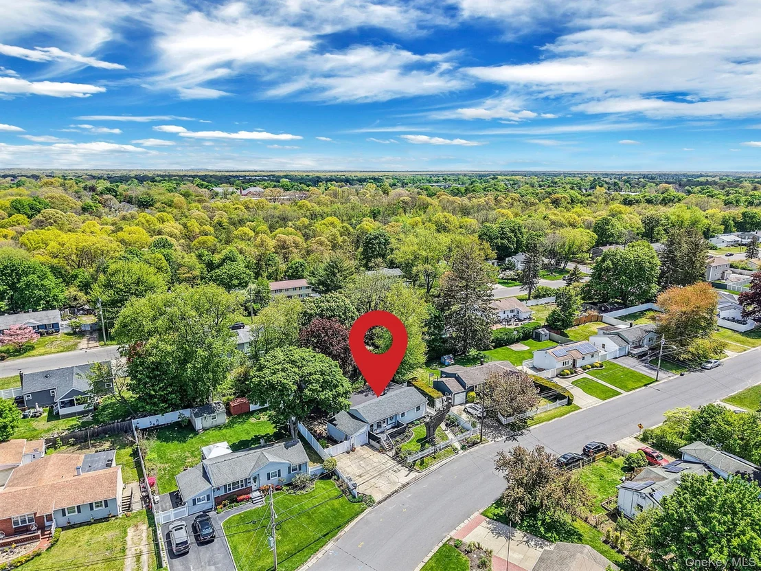 Photo of 85 Applegate Drive