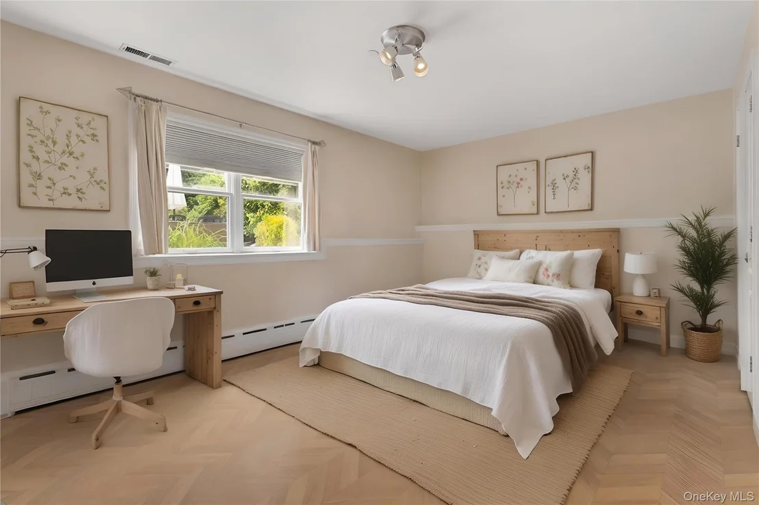 Photo of 33 Hillandale Road