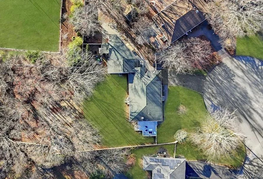 Photo of 10 Westwind Drive