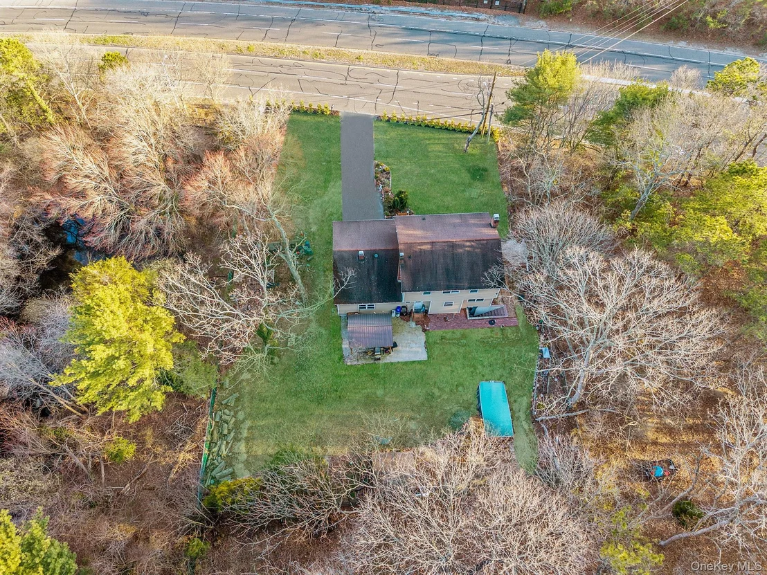 Photo of 231 W Woodside Avenue