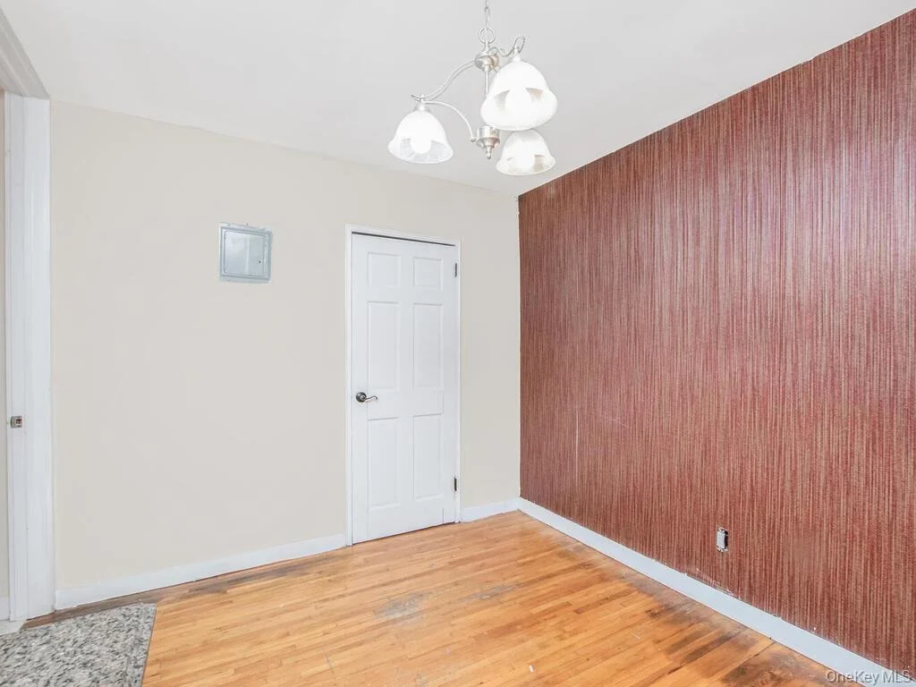 Photo of Unit 2E at 6535 Broadway
