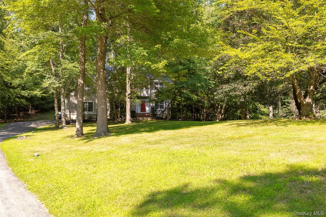 Photo of 10 Stonewall Drive
