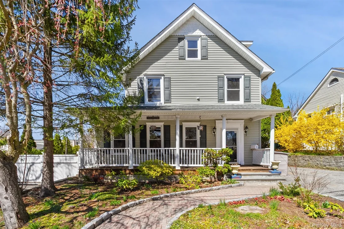 Photo of 13 Lenox Place