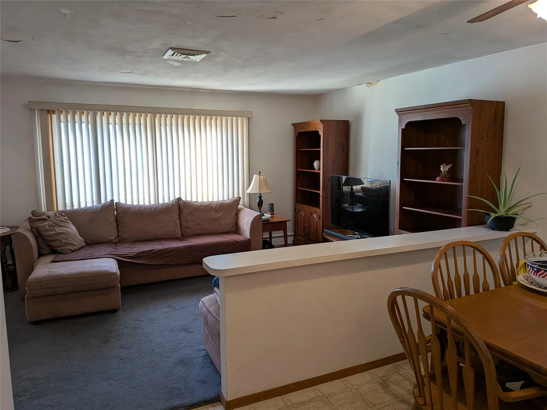 Photo of 185 Ecker Avenue