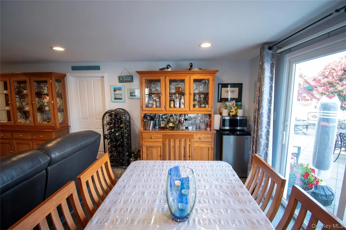 Photo of 3345 Parkway Drive