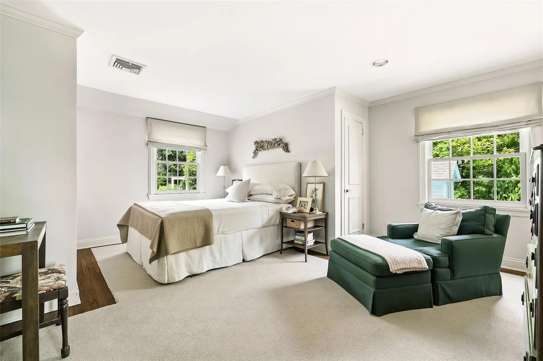 Photo of 325 Highland Road