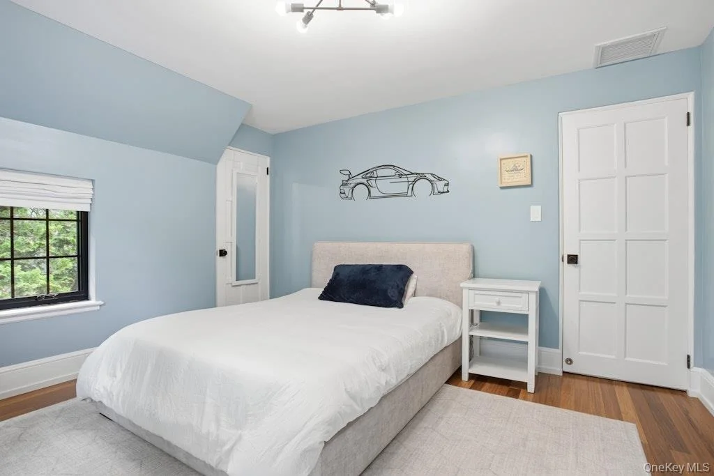 Photo of 87 Bellows Lane