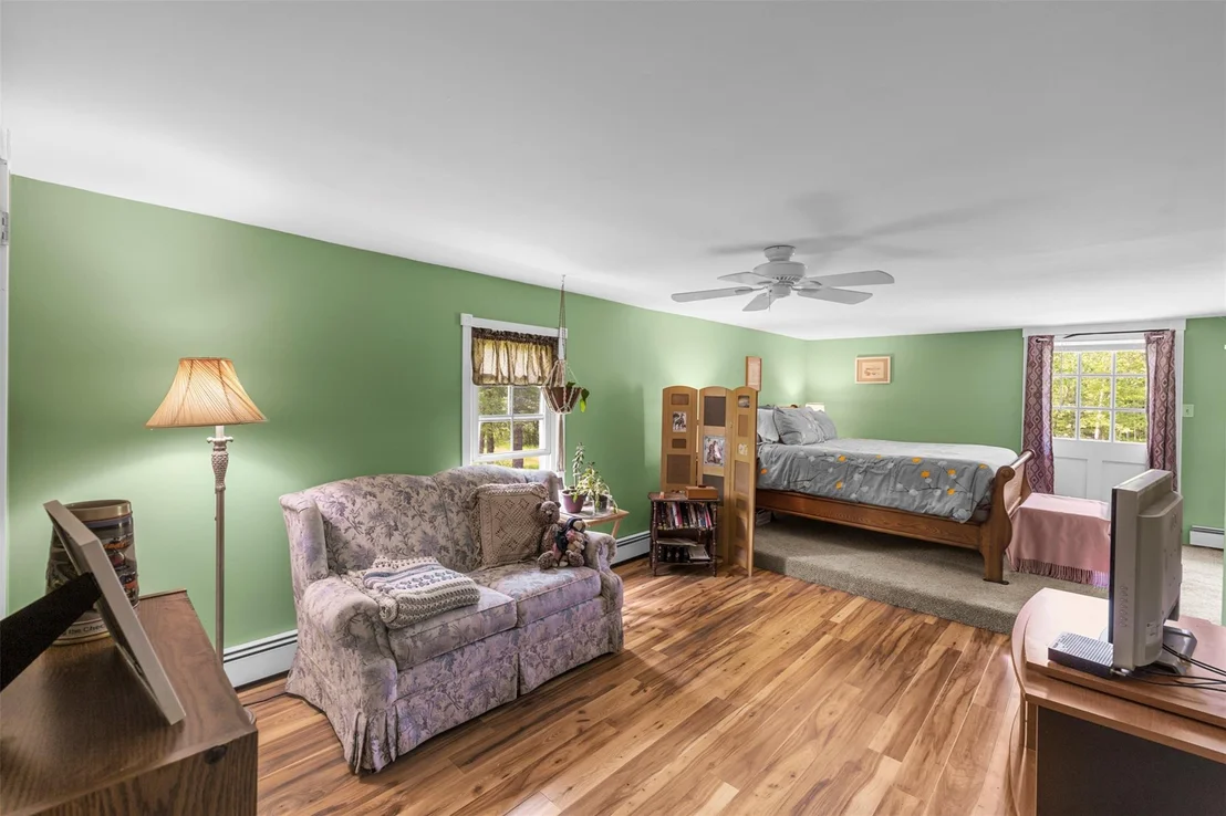 Photo of 2410 Bruynswick Road