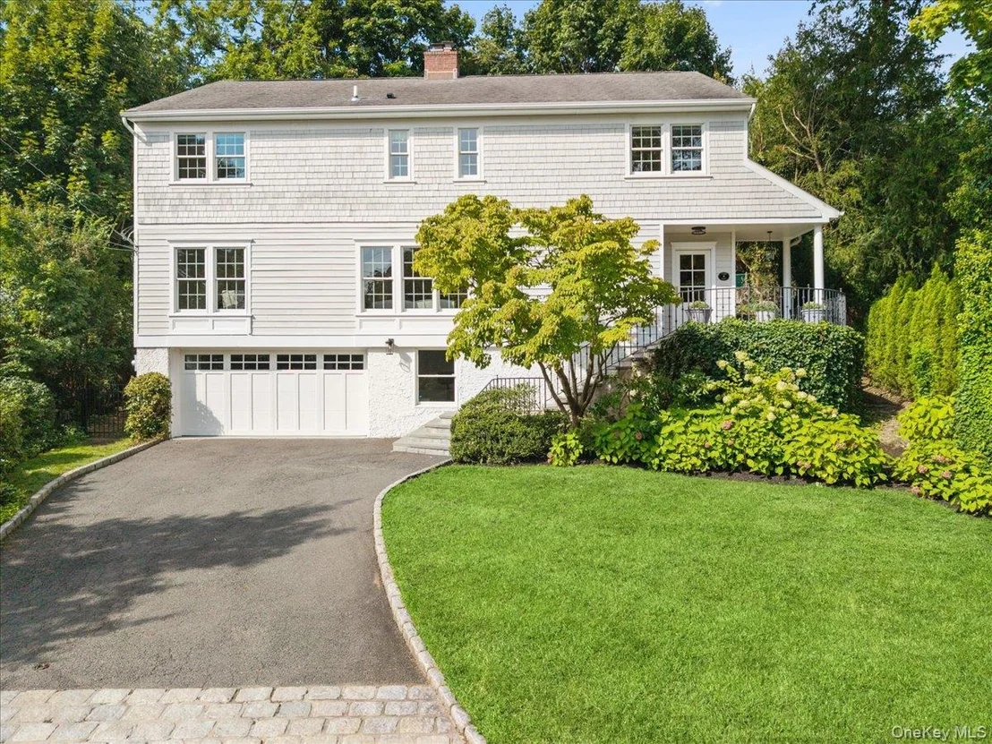 Photo of 8 Lyons Place