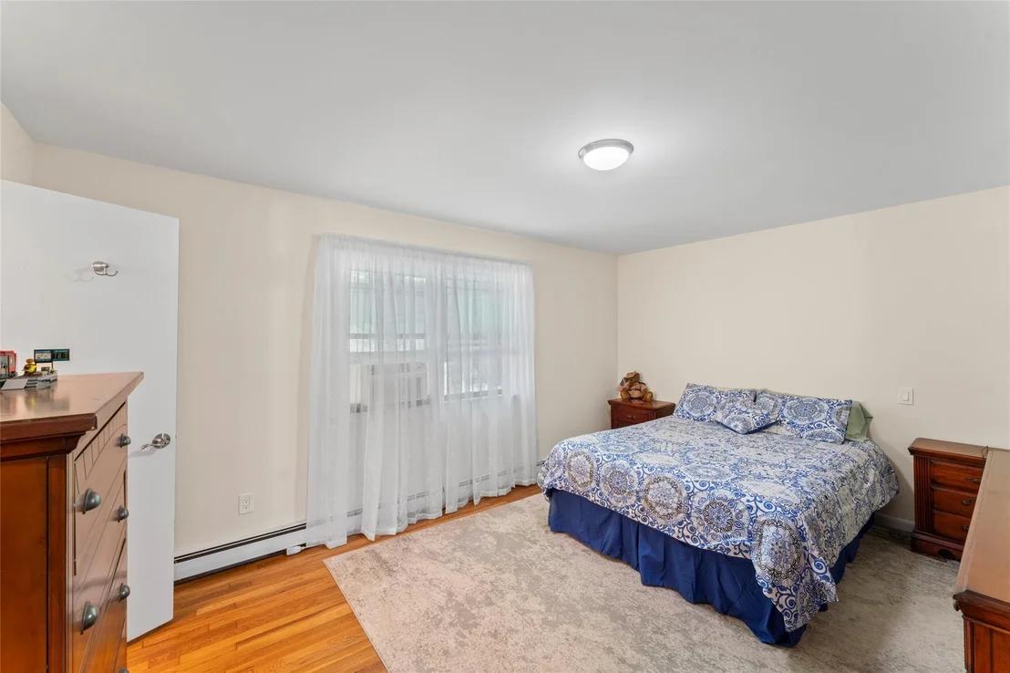 Photo of 47 Riverside Road