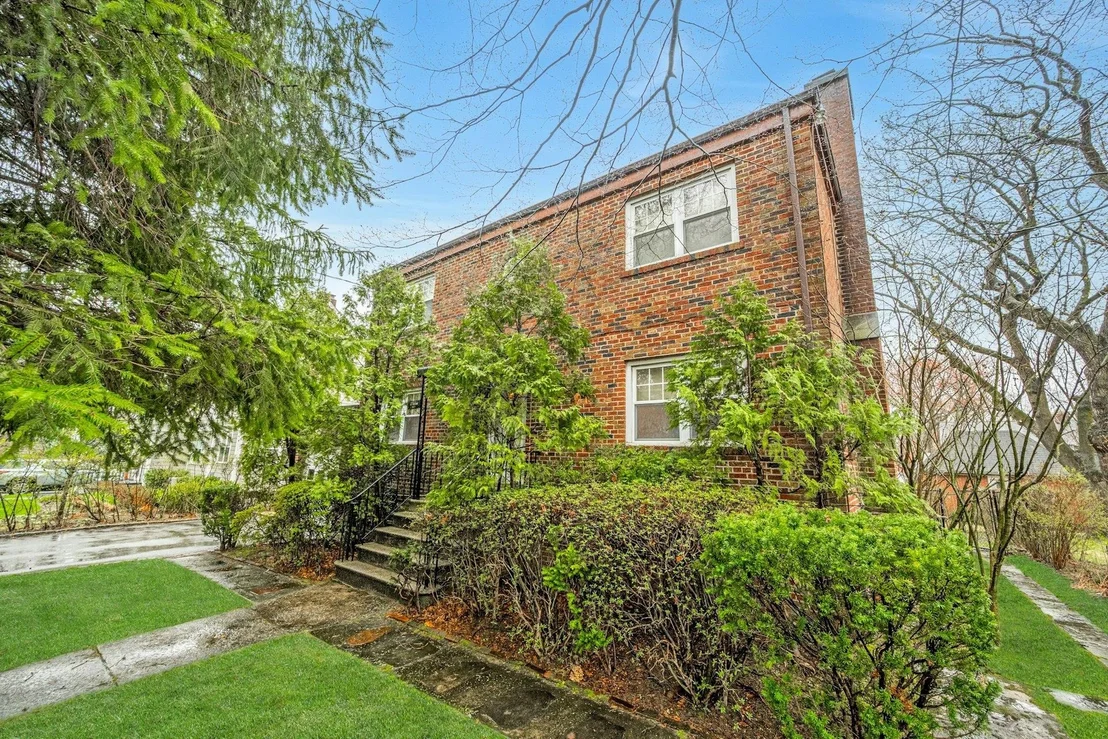 Photo of 413 Stellar Avenue