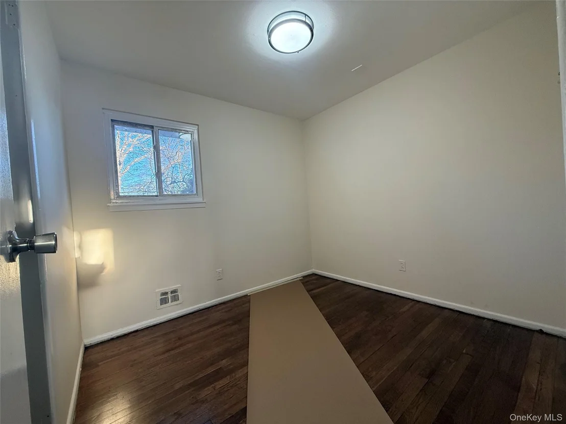 Photo of 2804 Eagle Avenue