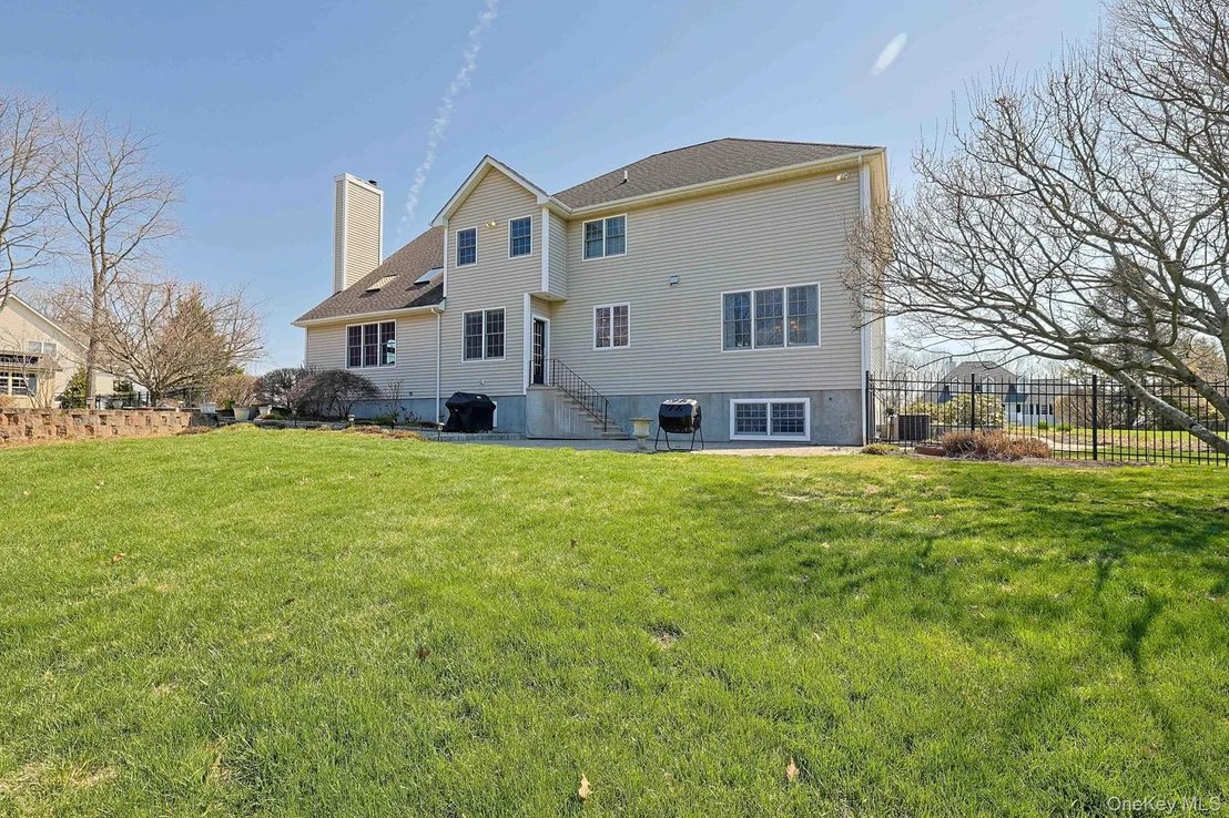 Photo of 27 Kaitlin Drive