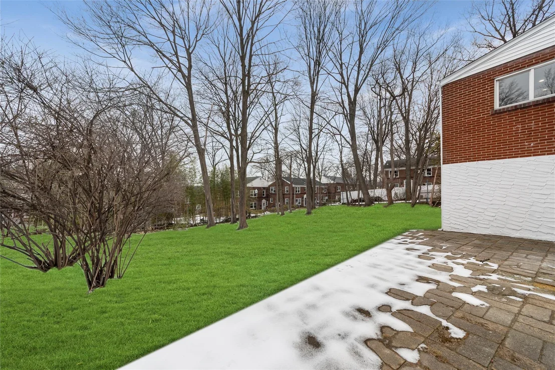 Photo of 35 Sunlight Hill