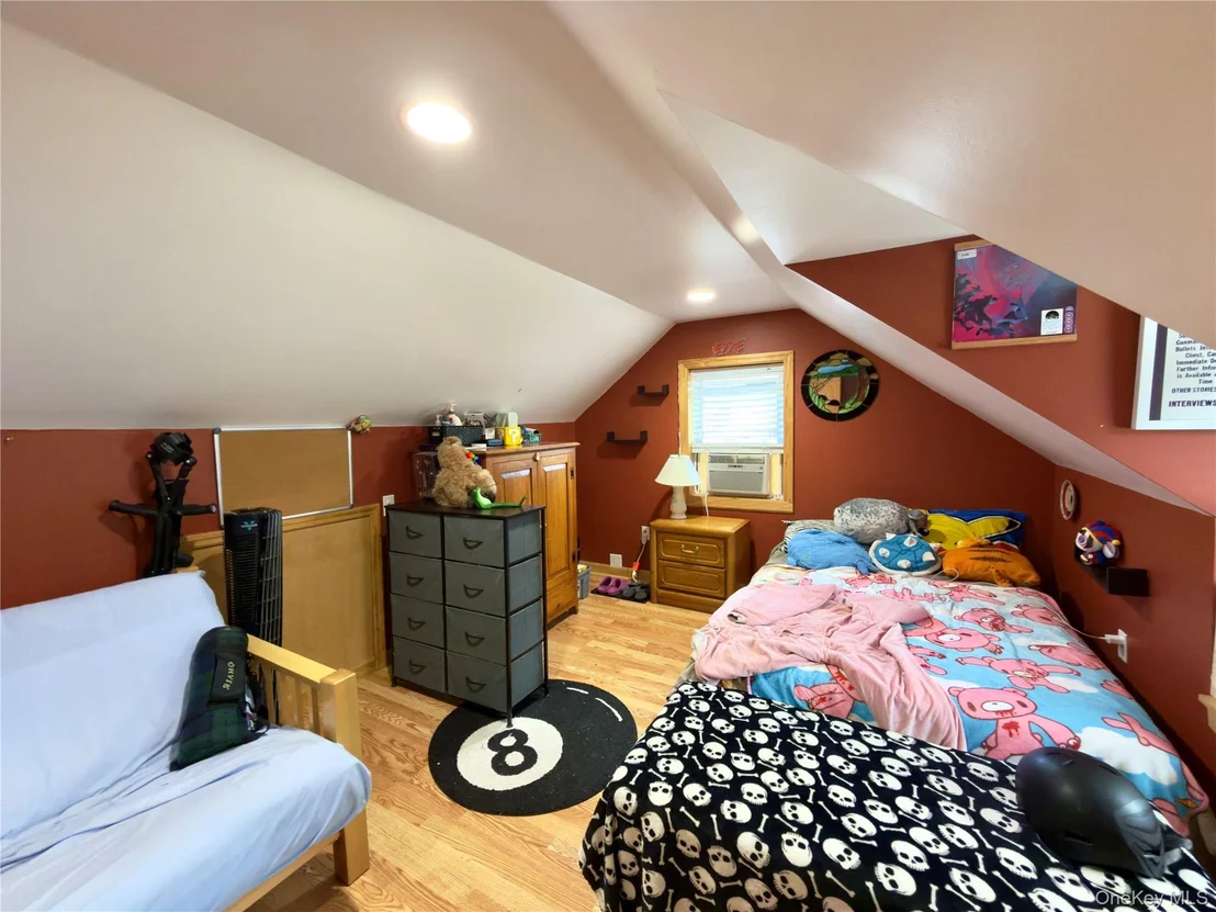 Photo of 18 Terwilliger Road
