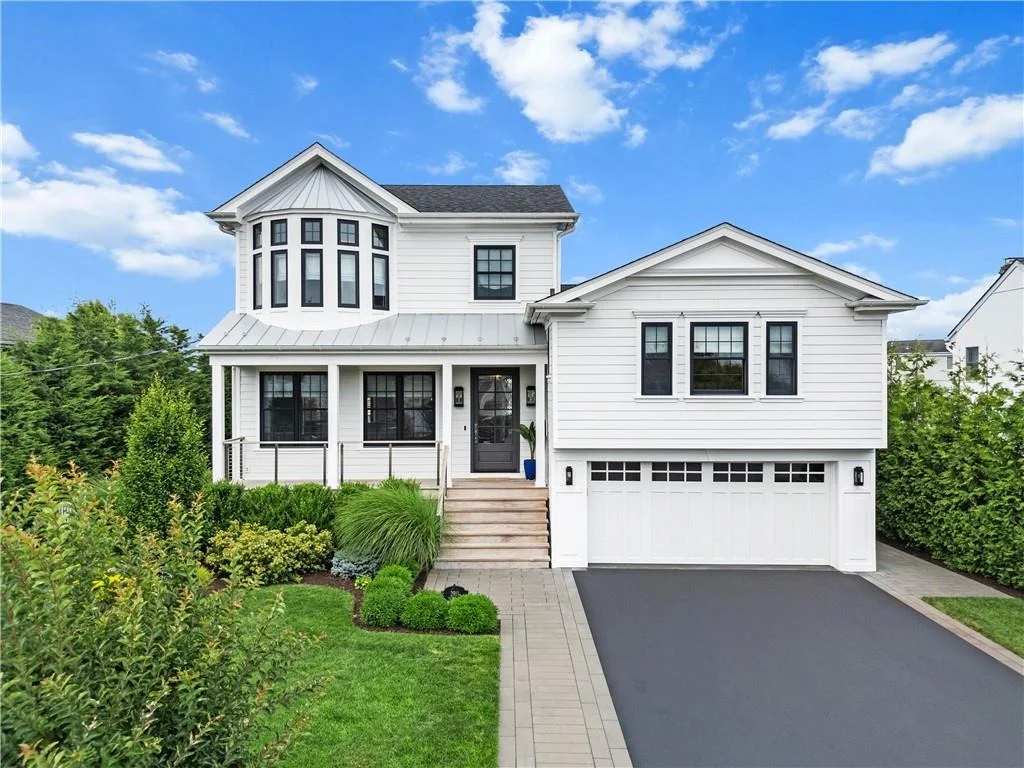 Photo of 2911 Harbor Road
