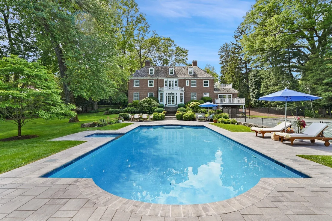 Photo of 45 Forest Avenue