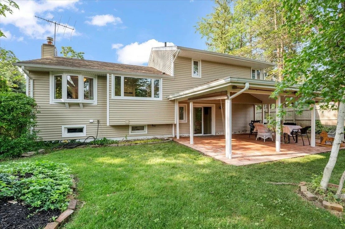 Photo of 7 Knoll Lane
