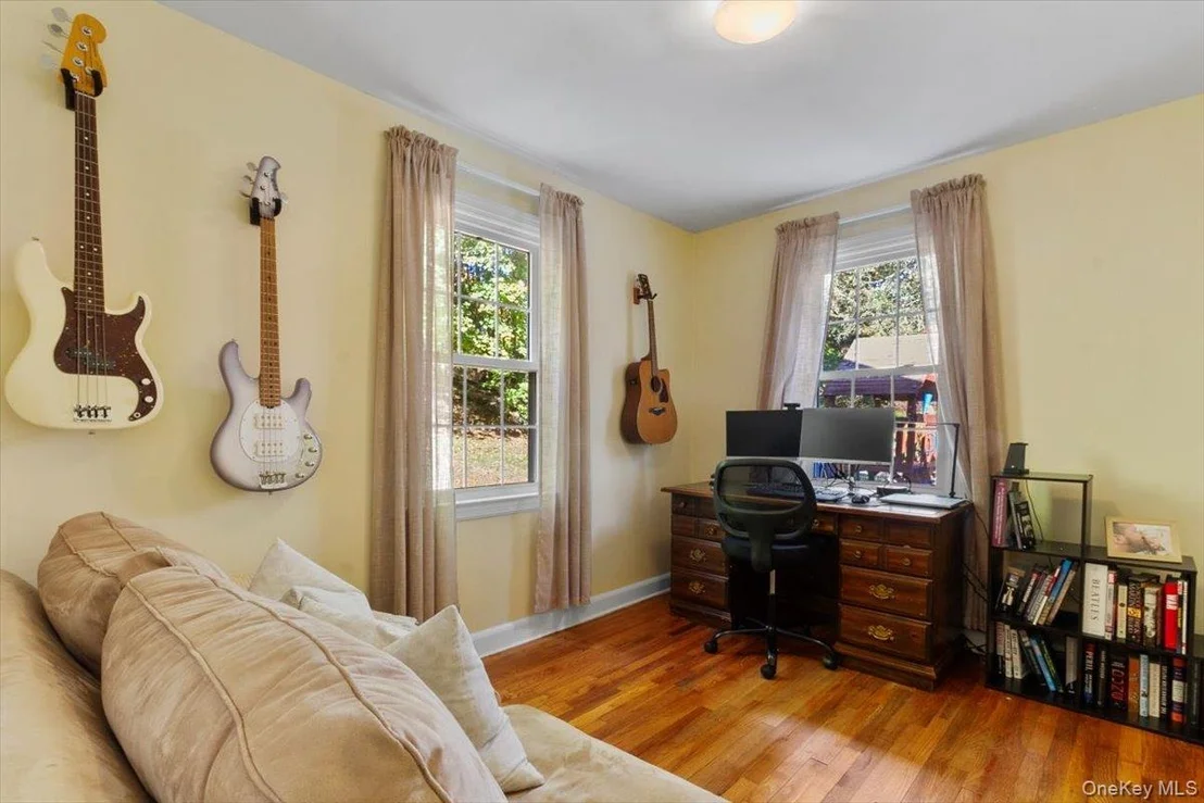 Photo of 150 Parkview Place