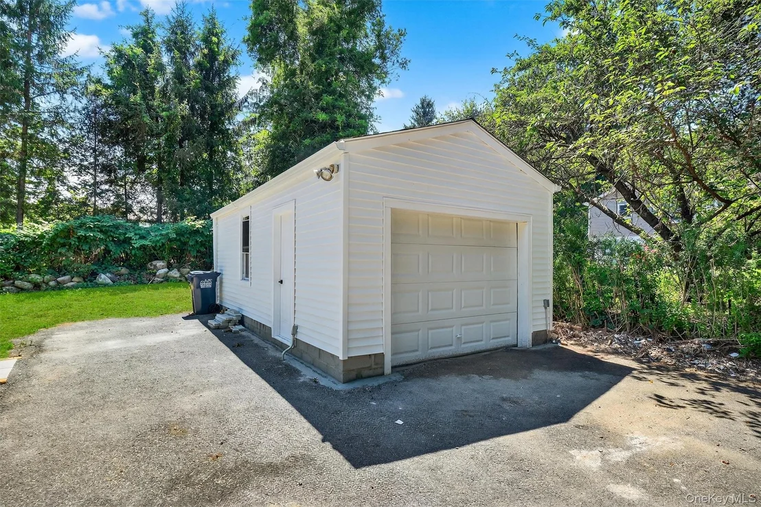 Photo of 28 Red Brook Road