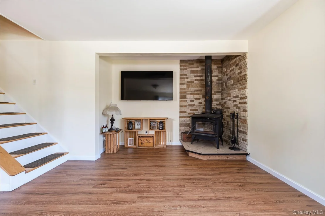 Photo of 200 Walnut Street