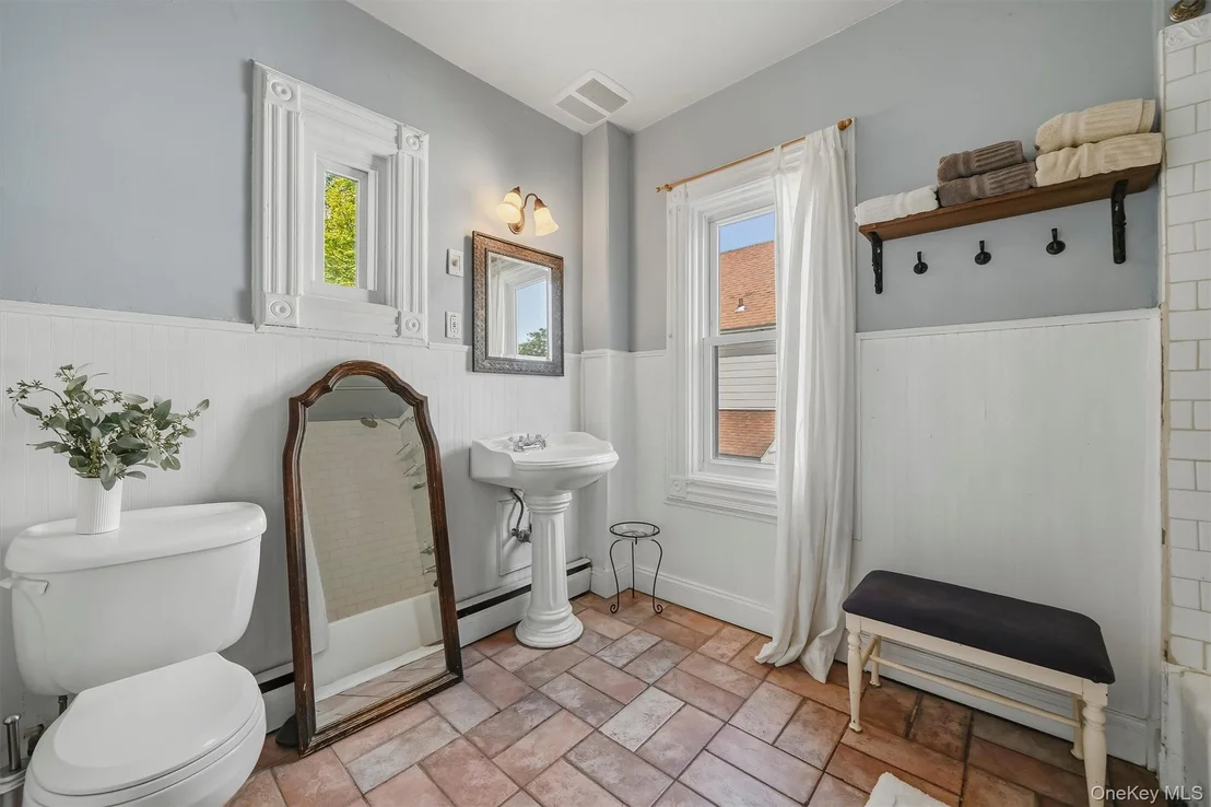 Photo of 308 Nelson Avenue