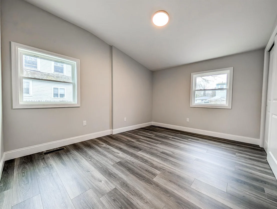 Photo of 206 Longfellow Drive