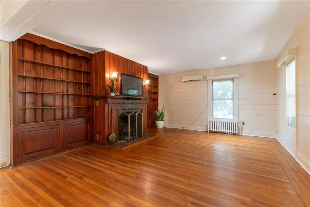 Photo of 614 Bedford Road