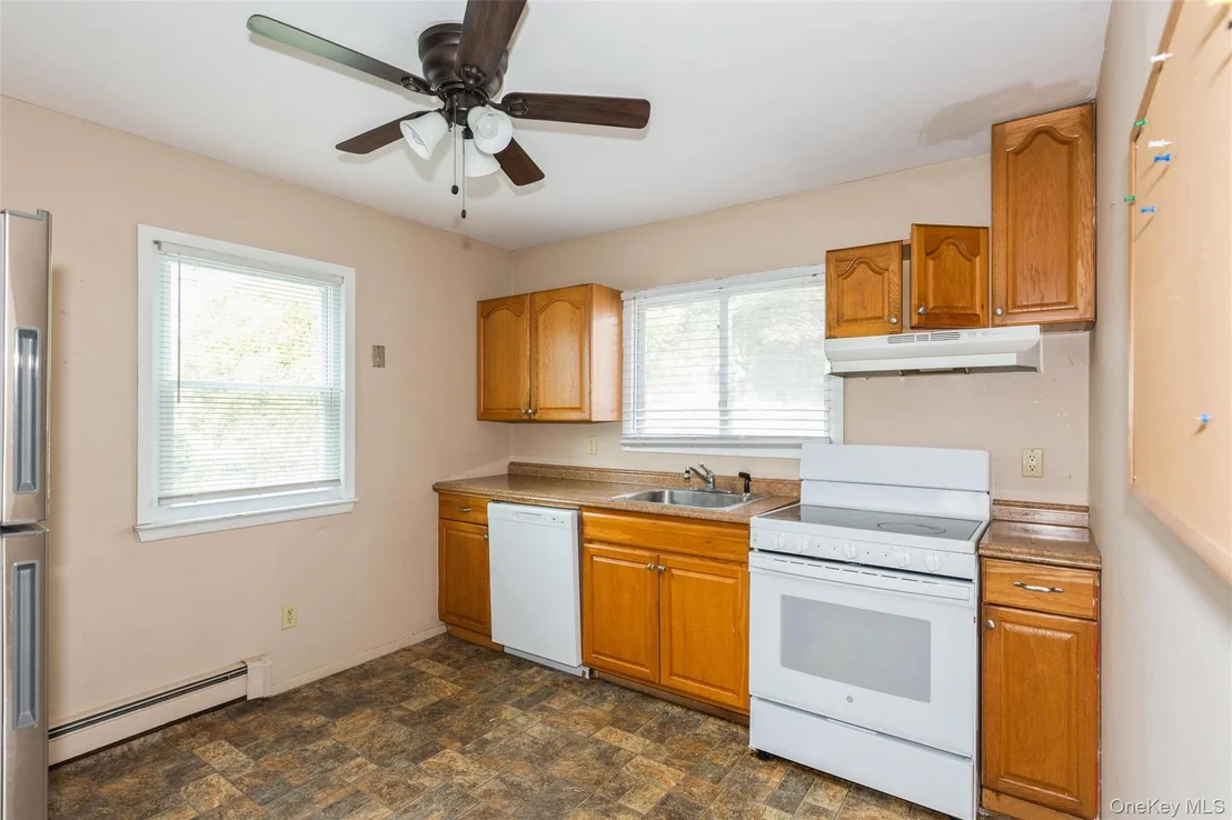 Photo of 23 S Summit Avenue