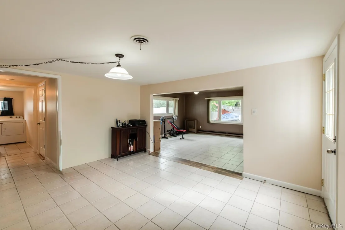 Photo of 4 Edgewood Drive