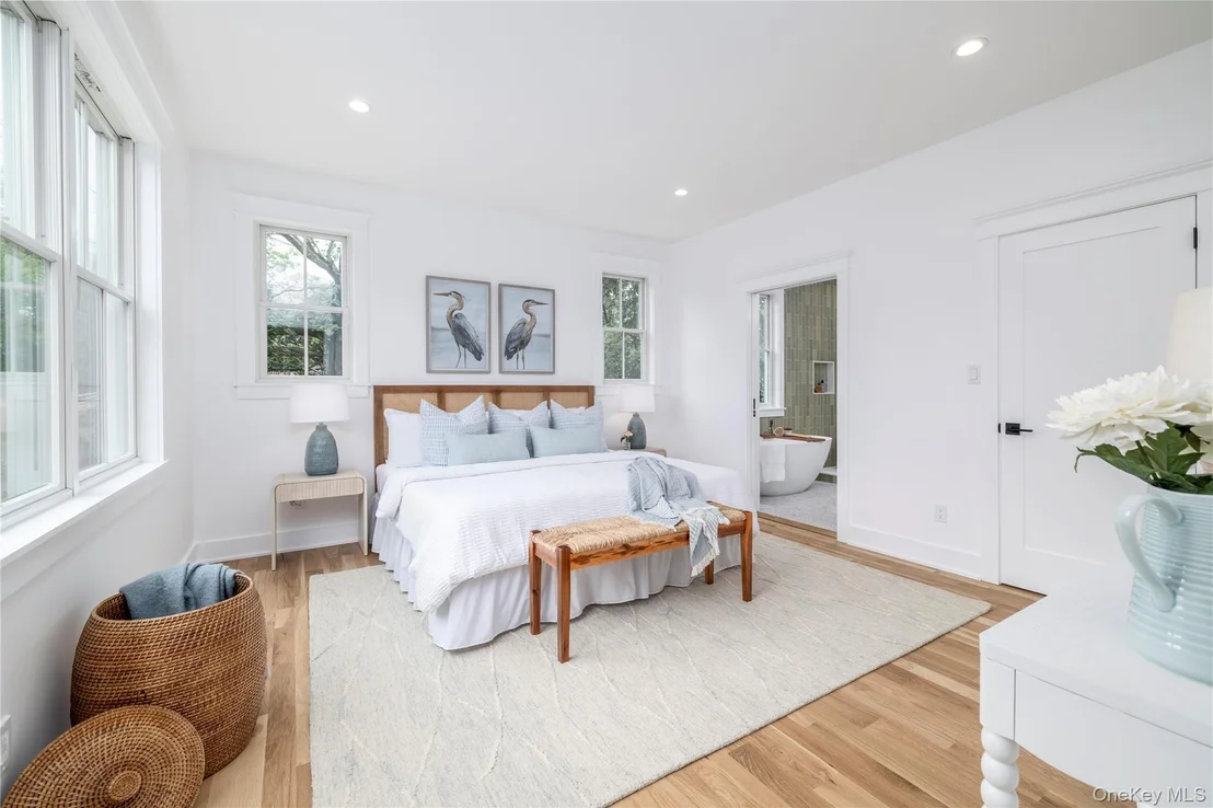 Photo of 480 Ackerly Pond Lane