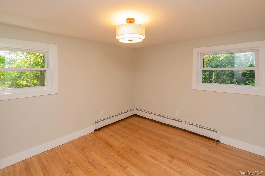 Photo of 11 Tree Top Lane
