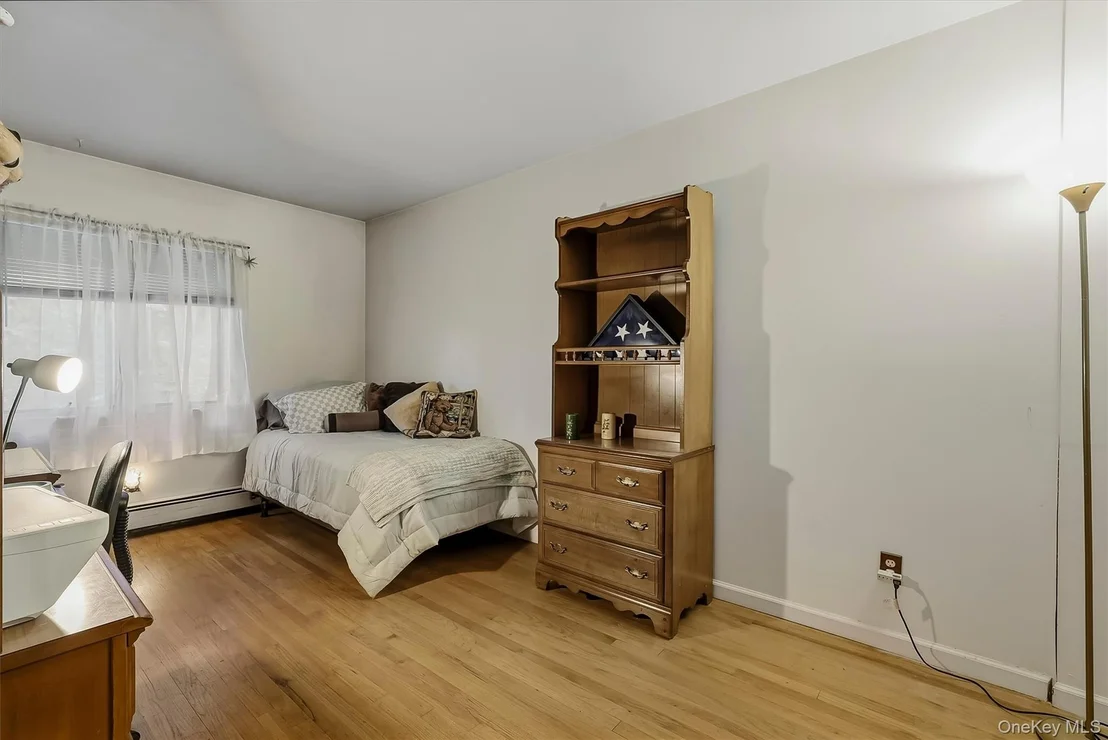 Photo of 17 Pemart Avenue