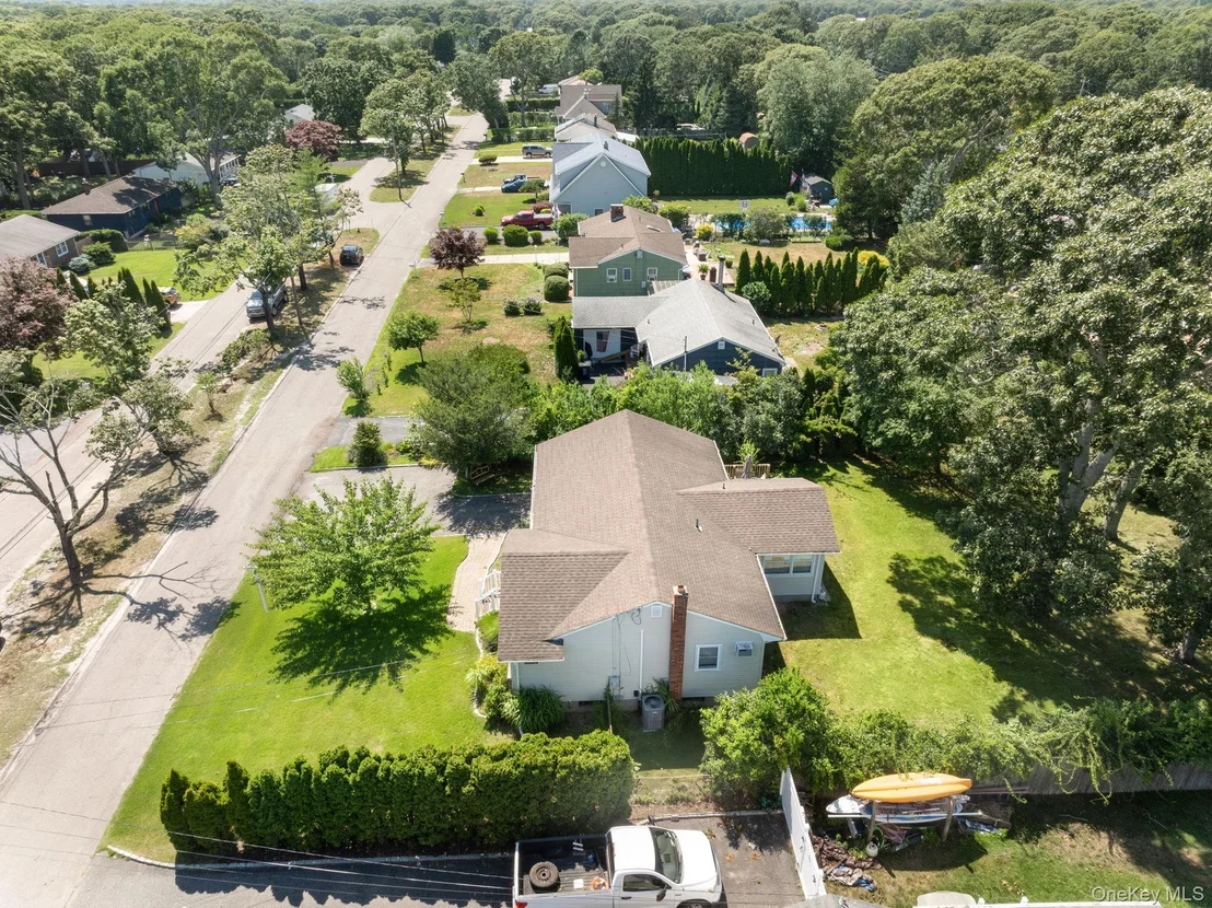 Photo of 23 Staller Boulevard
