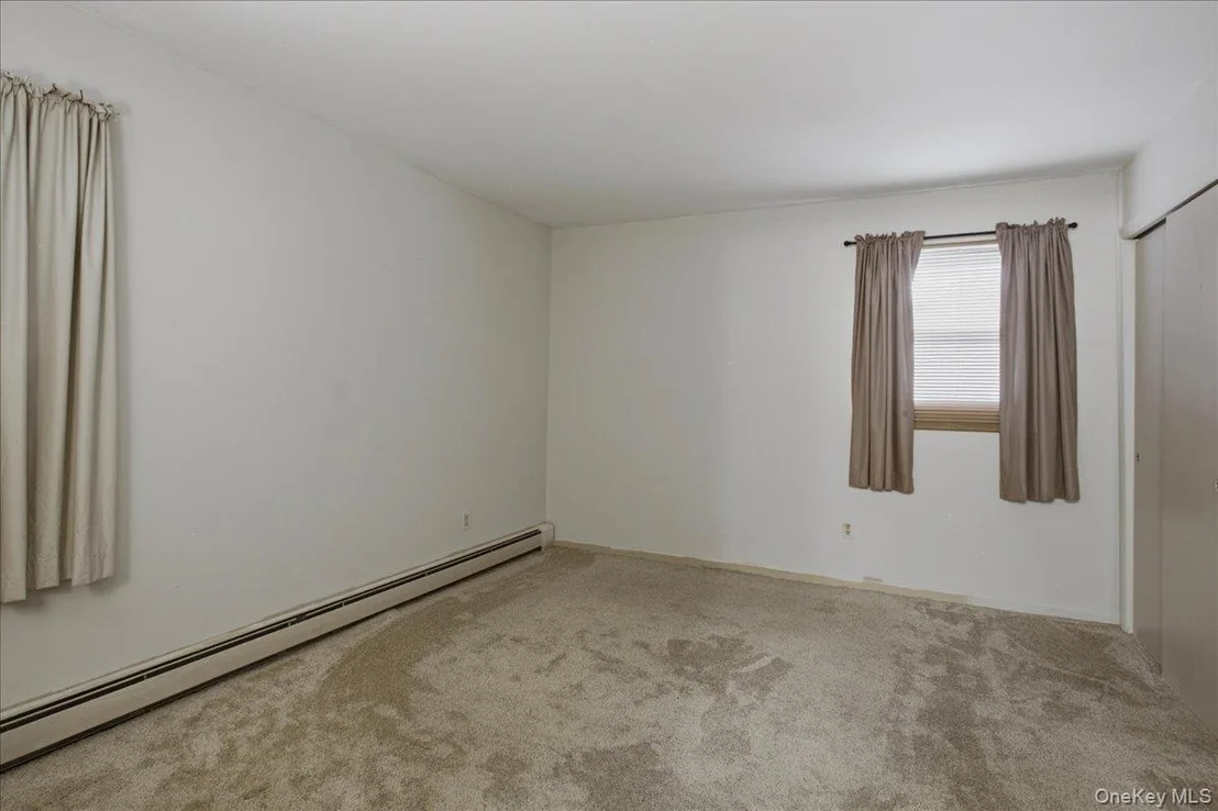 Photo of 184 Fulton Street