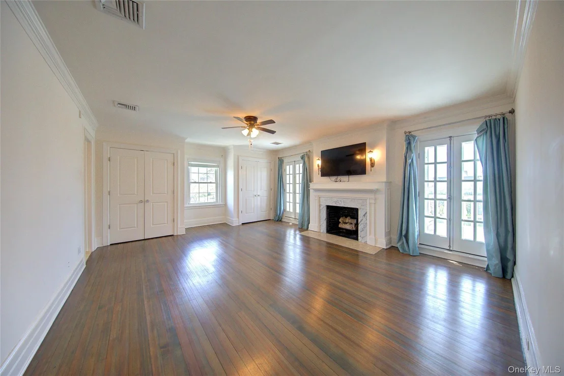 Photo of 159 Magnolia Boulevard