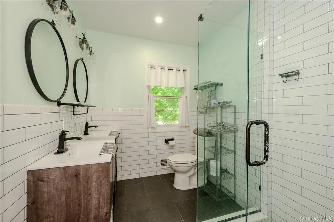 Photo of 15 Tamarac Trail