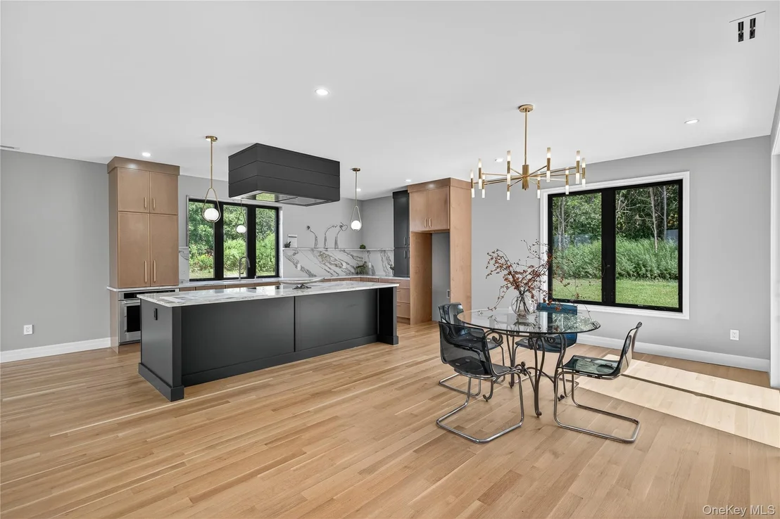 Photo of 1 Warwick Isle Boulevard