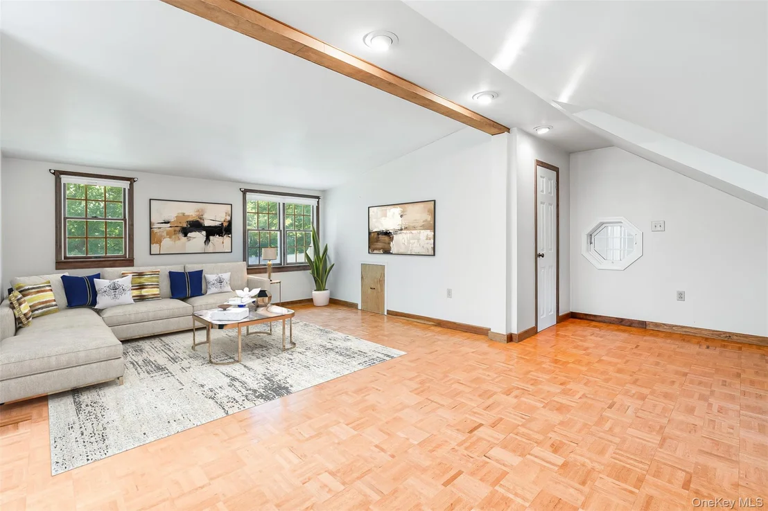 Photo of 16 Reno Road