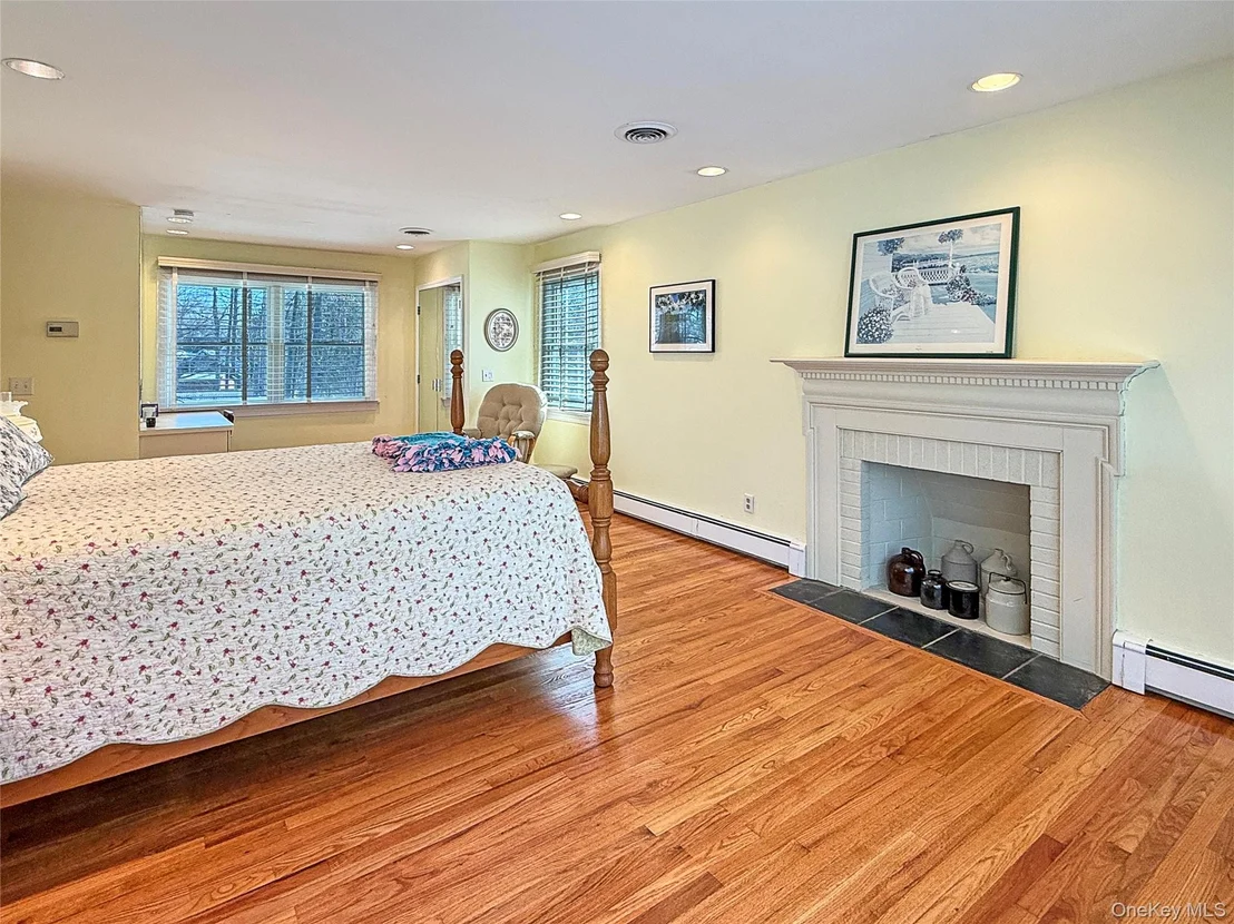 Photo of 31 Pleasant Ridge Drive