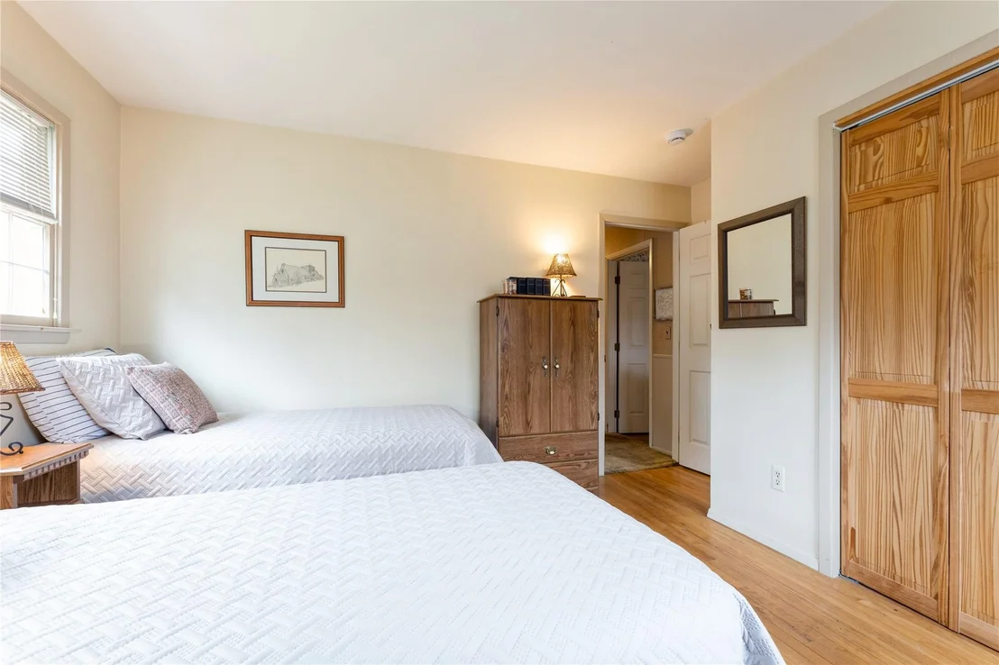 Photo of 6 Hampton Road