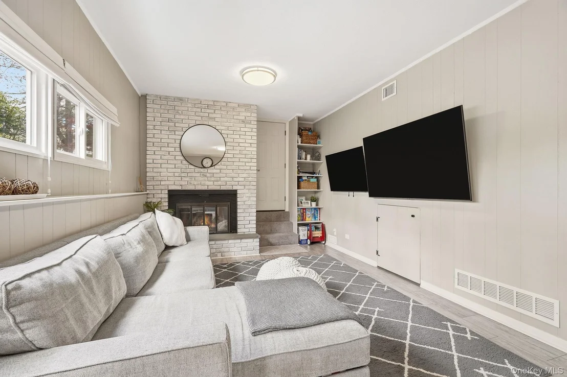 Photo of 47 Valley View Terrace