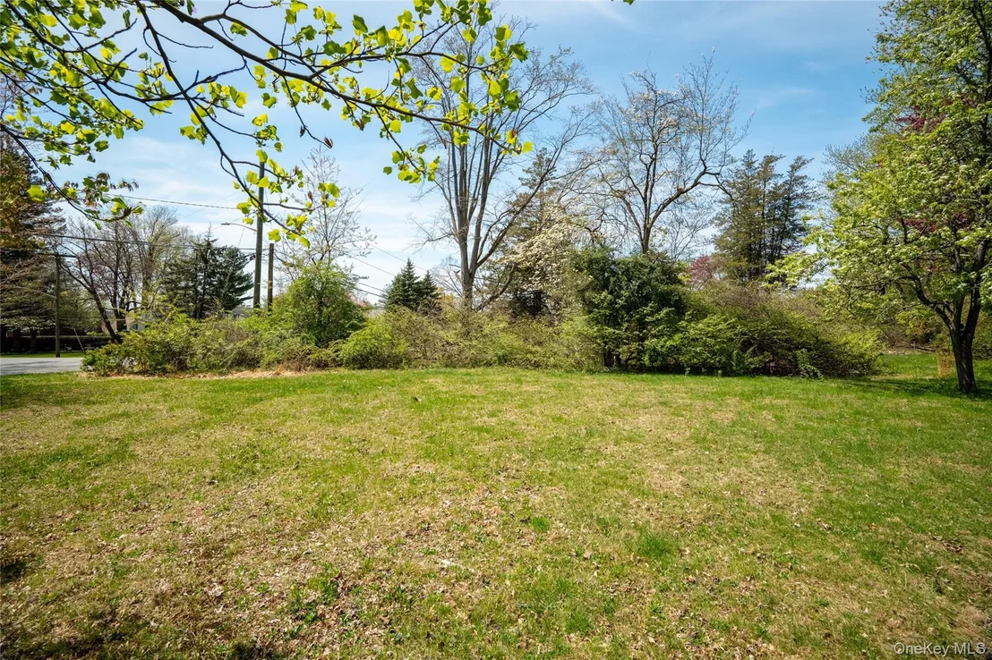 Photo of 104 Westlake Drive