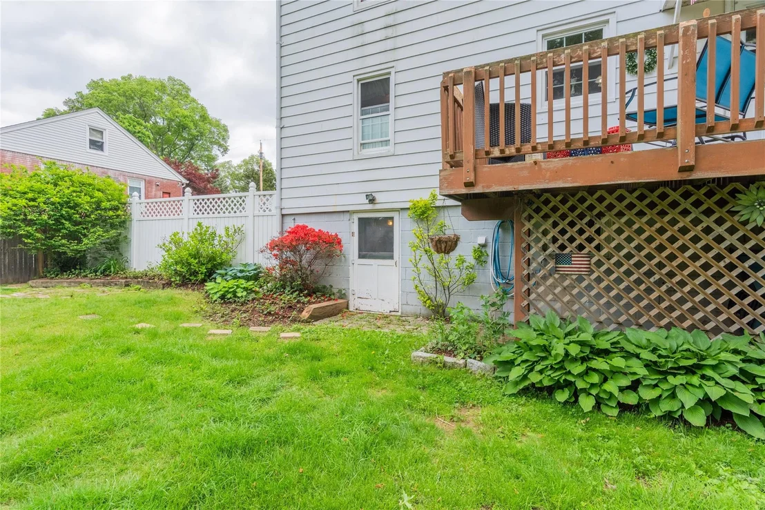 Photo of 22 Deerfield Place